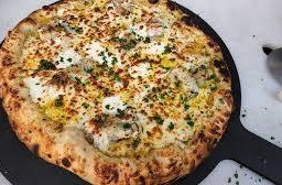 Oyster Pizza
牡蛎披萨 พิซซ่าหอยนางรม