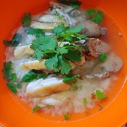 ข้าวต้มมันไก่ ทำจากข้าวมัน