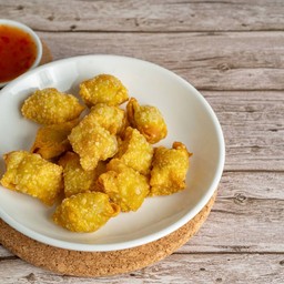 เกี๊ยวทอดไส้กรอกเจ