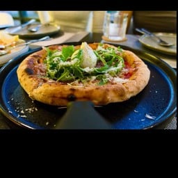 Amorretto Cafe & Bistro