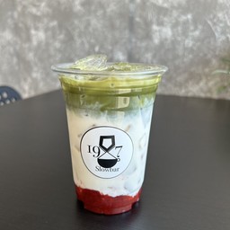 มัทฉะสตอเบอร์รี่