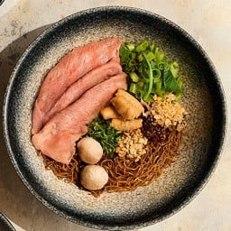 เตี๋ยวเรือเนื้อสันคอออสเตรเลียนวากิว