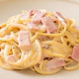 สปาเก็ตตี้คาโบนาร่า