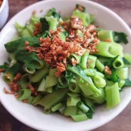 ผักบุ้งลวก