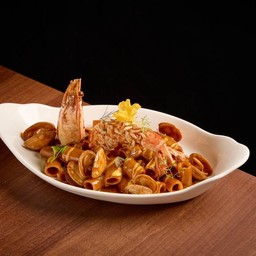 CRISPY TIGER PRAWN RIGATONI