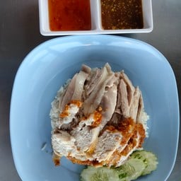 ข้าวมันไก่ทอด + ไก่ต้ม