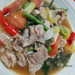 กุ๊กไก่อีสานพาแซ่บ