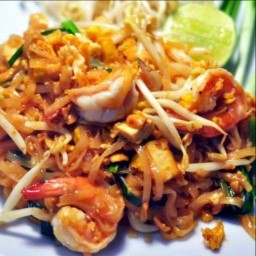 ผัดไทยจุฬาต้นตำหรับสิงห์บุรีสาขา2