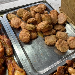 หมูก้อน4 ก้อน