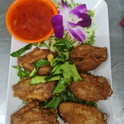 ปีกไก่ทอดน้ำปลา
