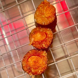 สาหร่ายห่อไก่ใส้ปูอัด