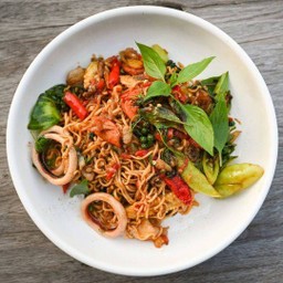 มาม่าผัดขี้เมา