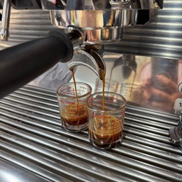 อเมริกาโน่ร้อน