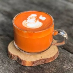 ชาไทยร้อน