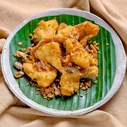 ปลาหิมะทอดกระเทียม