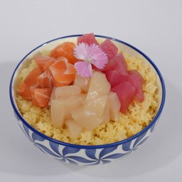 ข้าวหน้ารวมสามอย่าง