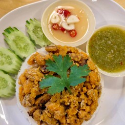 ข้าวหน้าไข่ปู
