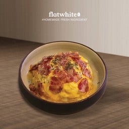 ข้าวไข่ข้น  แฮม เบค่อน หรือ ไส้กรอก