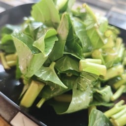 ผักบุ้งลวก