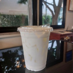 นมสด เย็น  Iced Fresh Milk