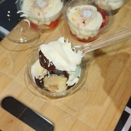 บ้านขนม S&R (Bakery & Pizza)
