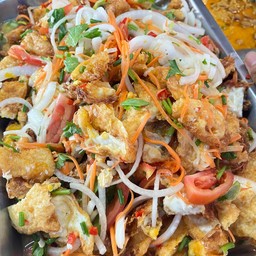 ยำไข่ดาว