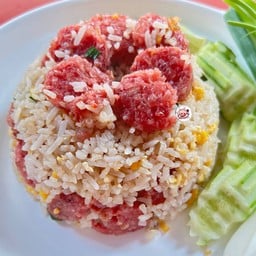 ข้าวผัดแหนม