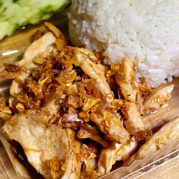ข้าวไก่ทอดกระเทียม