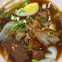ก๋วยจั๊บน้ำข้น