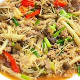 ผัดเห็ดรวมหมูสับ