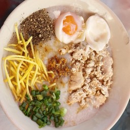 โจ๊กใส่ไข่