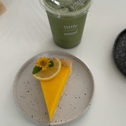 LEMON JELLY CHEESECAKE