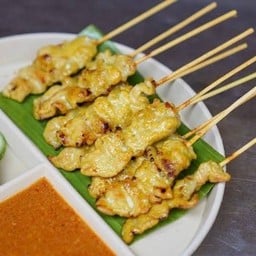อู๊ดอู๊ดหมูสะเต๊ะ