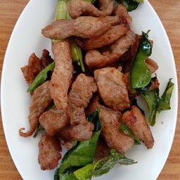 หมูทอดสมุนไพร