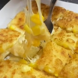 ข้าวโพดไข่ชีส