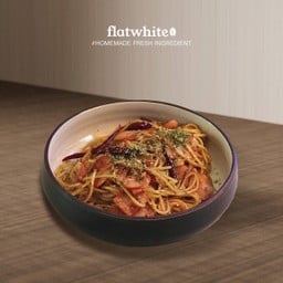 AOP Chilli Garlic Bacon สปาเก็ตตี้เบคอน ไส้กรอก พริกแห้ง