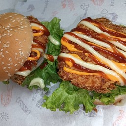 เบอร์เกอร์ไก่กรอบ อร่อยคุ้ม