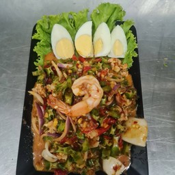 ยำถั่วพลู