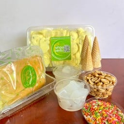 ไอศครีมเซตครึ่งกิโล+ ขนมปัง+ คนจิ๋ว5