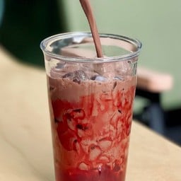 Strawberry Dark Cocoa (สตรอว์เบอร์รีดาร์คโกโก้)