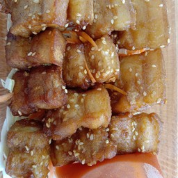 ครัวครูก้อย อาหารตามสั่ง-อาหารป่า-ส้มตำ-ยำ-ขนม-เครื่องดื่ม