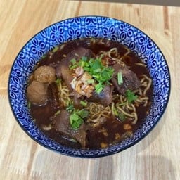 ก๋วยเตี๋ยวอยุธยาเอ็นแก้วตุ๋น.