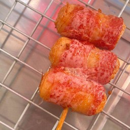 เบคอนพันไส้กรอก