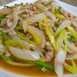 ผัดพริกหยวก