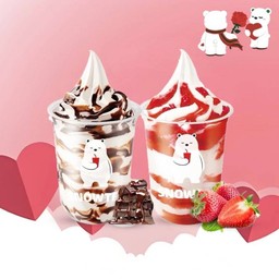 ซันเดย์ช็อคโกแลต Chocolate Sundae 巧克力大圣代+ซันเดย์สตอเบอร์รี่ Strawberry Sundae 草莓大圣代