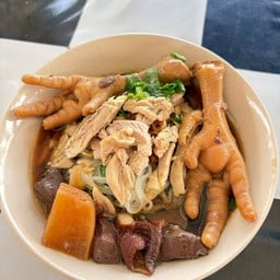 ก๋วยเตี๋ยวไก่มะระ เจ๊ภูเงิน