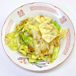 ข้าวราดกะหล่ำปลีผัดน้ำปลากุ้งแห้งอย่างดี
