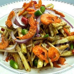 ยำมะม่วงเปรี้ยวกะปิ+ปลาร้า