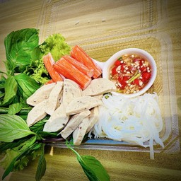 เมี่ยงไก่ยอ+ปูอัด