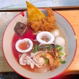 แม่แป๊ด ก๋วยเตี๋ยวหมูโบราณ จตุจักร ชลบุรี